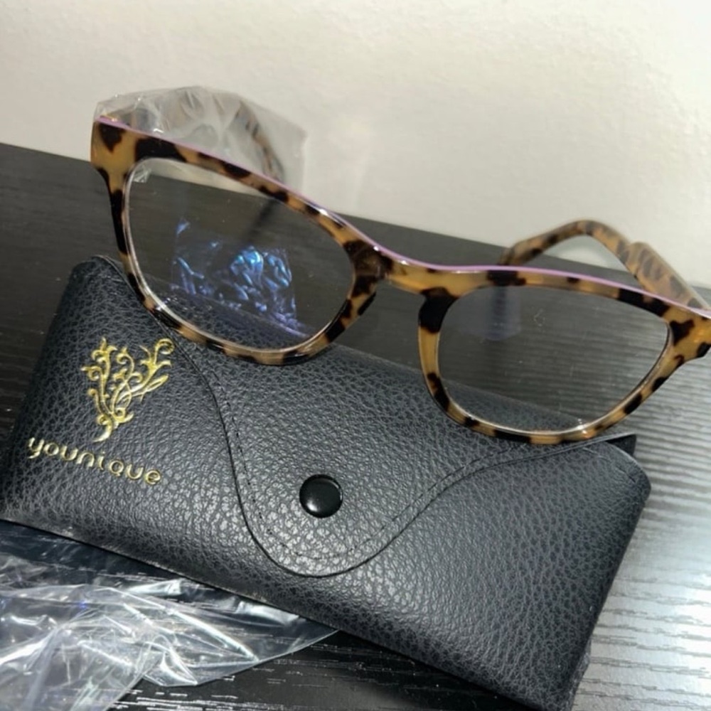 Younique Glasses Younique Blue Light Glasses